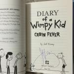 Cabin Fever (Diary of a Wimpy Kid, Book 6)